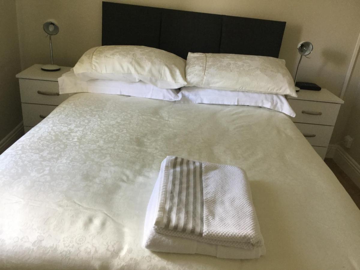 Adare Luxury Riverside Apartment Limerick Junction Dış mekan fotoğraf